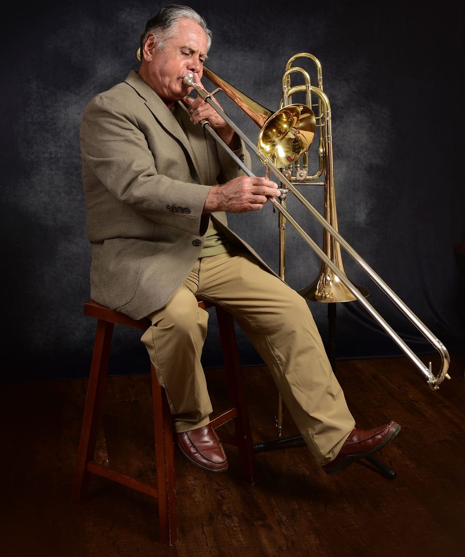 Versatile Bass Musician Los Angeles